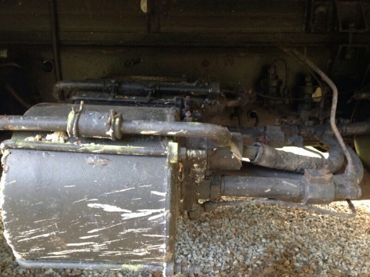 รถฮีโน่ 10 ล้อ FL - 176 รั้ว 168 แรงม้า.  สนใจติดต่อ 081 - 6079515