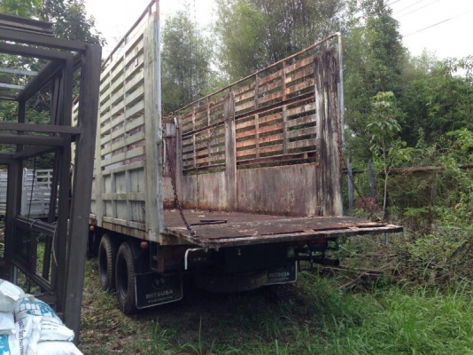 รถฮีโน่ 10 ล้อ FL - 176 รั้ว 168 แรงม้า.  สนใจติดต่อ 081 - 6079515