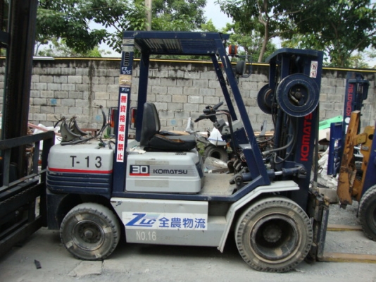 +++++ขายด่วน !!! รถยก KOMATSU FG30-11 (รถนอก สภาพดี) เครื่องยนต์เบนซิน+แก๊ส เกียร์ออโตเมติค เสาพิเศษ 3 ท่อน 4 ม. งาสไลด์ได้ งา 1,070 มม. ยางตัน ***คุยได้ครับ*** +++++ขายด่วน !!! รถยก KOMATSU FG30-11 (รถนอก สภาพดี) เครื่องยนต์เบนซิน+แก๊ส เกียร์ออโตเมติค เสาพิเศษ 3 ท่อน 4 ม. งาสไลด์ได้ งา 1,070 มม. ยางตัน ***คุยได้ครับ***