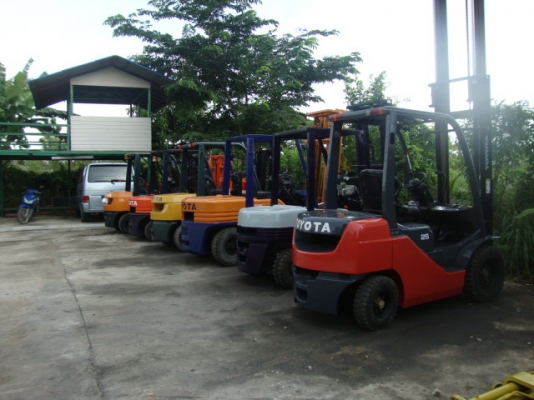 +++++ขายด่วน !!! รถยก KOMATSU FG30-11 (รถนอก สภาพดี) เครื่องยนต์เบนซิน+แก๊ส เกียร์ออโตเมติค เสาพิเศษ 3 ท่อน 4 ม. งาสไลด์ได้ งา 1,070 มม. ยางตัน ***คุยได้ครับ*** +++++ขายด่วน !!! รถยก KOMATSU FG30-11 (รถนอก สภาพดี) เครื่องยนต์เบนซิน+แก๊ส เกียร์ออโตเมติค เสาพิเศษ 3 ท่อน 4 ม. งาสไลด์ได้ งา 1,070 มม. ยางตัน ***คุยได้ครับ***