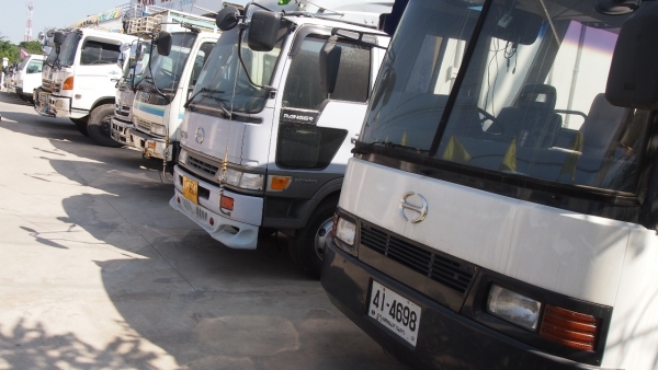 ขายรถ 6,10,18,22,24ล้อ ดั้ม พ่วง โม่ปูน เครน หัวลาก เทนเลอร์ ตู้แห้ง  เครื่องจักรกลเกษตร อะไหล่ทุกชนิด  รถเก็บสี เช็คเครื่องยนต์ เกียร์ แอร์ เฟืองท้าย ระบบไฟ ทะเบียนพร้อม เปลี่ยนถ่ายของเหลวให้ใหม่หมด วิ่งยาวๆ มีอู่เองและอะไหล่บริการหลังการขาย ผ่อนต่อไม่ไห