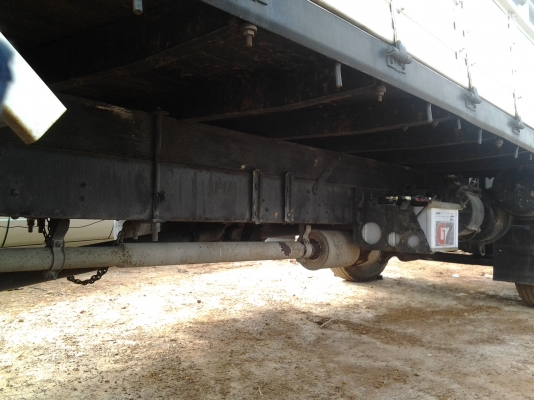 HINO KM779 เครื่อง 117ฝาแดง เพาเวอร์ แอร์เย็น กะบะยาว 5.5 เมตร