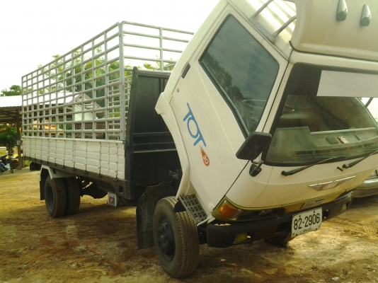 HINO KM779 เครื่อง 117ฝาแดง เพาเวอร์ แอร์เย็น กะบะยาว 5.5 เมตร