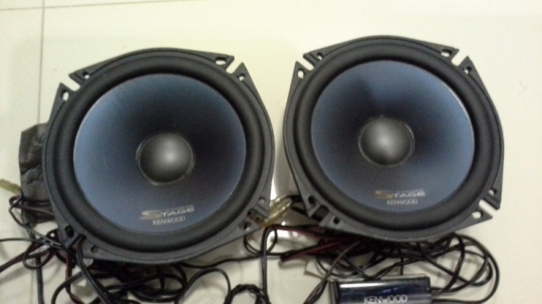 Kenwood แยกชิ้น กลาง 6.5" พร้อมทวิสเตอร์และ Network แยกเสียง