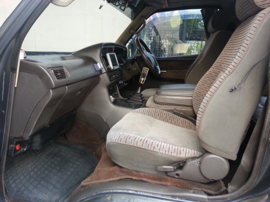 ขายรถตู้แต่งสวย ขายรถตู้แต่งสวย