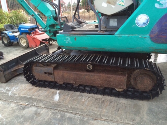 รถขุด Komatsu PC30-7 มือสองนำเข้าจากญี่ปุ่น สภาพสวย พร้อมใช้งาน