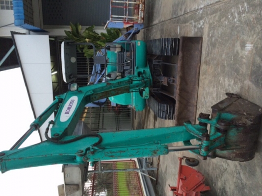 รถขุด Komatsu PC30-7 มือสองนำเข้าจากญี่ปุ่น สภาพสวย พร้อมใช้งาน