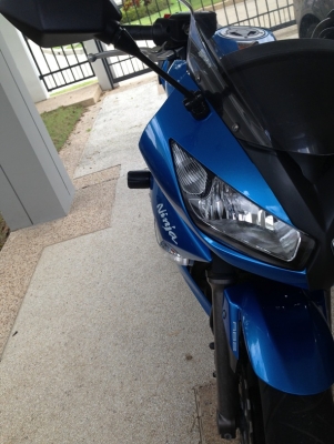 ขาย Ninja 650 Year 2010 ABS สีน้ำเงินแต่งเคฟล่าสวยๆครับ