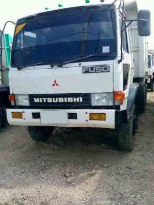 รถบรรทุก 10 ล้อดั๊มพ์ ยี่ห้อ MITSUBISHI รุ่น FUSO FN527 190 แรงม้า