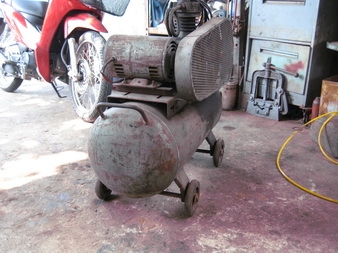 ปั้มลมฟูเซ็ง มอเตอร์ ครึ่งแรง เครื่องเสียงเงียบ ปั้มลมฟูเซ็ง มอเตอร์ ครึ่งแรง เครื่องเสียงเงียบ