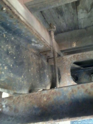 ***ขายแล้วครับขอบคุณ Truck2hand ขาย10ล้อเพลาเดียว HINO FL186 HO7C 185HP เครื่องเดิมเกียร์เดิม เครื่องแน่นดี แรง ช่วงล่างเดิมคัสซีสวยไม่ปะไม่ดาม กระบะล่องพื้นไม้คอกไม้สภาพดี ไม่ผุ หัวบางเดิมมีสีแตกสีลอกบ้าง ภายในดีคอนโซลครบ เบรคทริฟฟี่ พ.พาวเวอร์ ยางคู่หน้