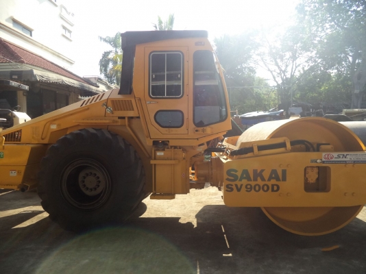 รถบดถนนล้อเรียบ SAKAI รุ่น SV900D