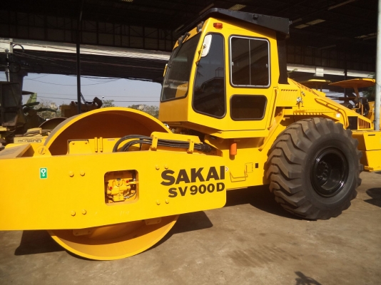 รถบดถนนล้อเรียบ SAKAI รุ่น SV900D