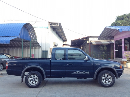 4x4 Ford มือเดียวป้ายแดง รถเดิมบางไม่จมน้ำ พร้อมใช้งาน 082-381-6797