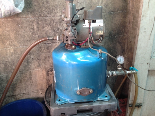 ขายปั้มน้ำอัตโนมัติ Hitachi 250 W สภาพสวย พร้อมใช้งาน รับประกันคุณภาพ