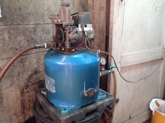 ขายปั้มน้ำอัตโนมัติ Hitachi 250 W สภาพสวย พร้อมใช้งาน รับประกันคุณภาพ