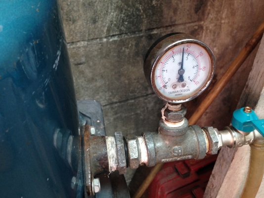 ขายปั้มน้ำอัตโนมัติ Hitachi 250 W สภาพสวย พร้อมใช้งาน รับประกันคุณภาพ