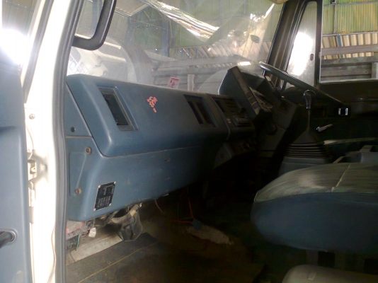 ISUZU FRR11FA 160 แรงม้า มีเทอร์โบ โม่ 2.5 คิว