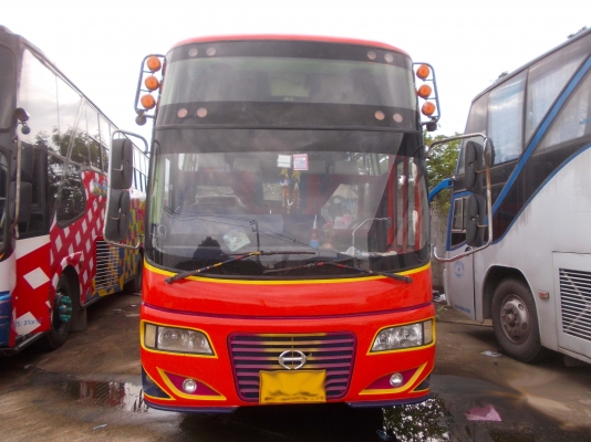 รถบัสราคาพิเศษ สภาพพร้อมใช้งาน