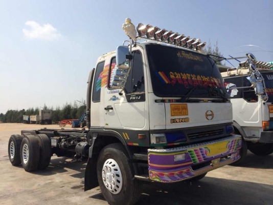 ขายด่วนสิบล้อสองเพลา หัวคัสซีสวยๆน่าใช้