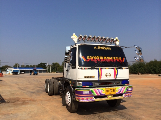 ขายด่วนสิบล้อสองเพลา หัวคัสซีสวยๆน่าใช้