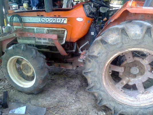 รถไถ่นาคูโบต้า 2000