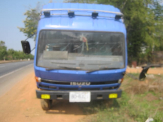 อีซุซุNPR 115 แรง