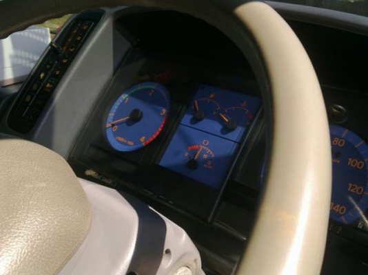 HINO 3M วางเครื่อง MEGA 260 แรงม้า ดัมพ์สามมิตร