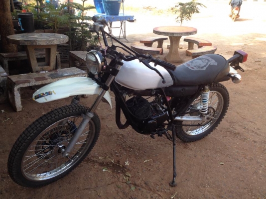 ขาย dt 100 ครับ ทะเบียนเล่มส้ม ไม่โอน แต่งมาเยอะ ของเดิมมีครบ