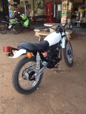 ขาย dt 100 ครับ ทะเบียนเล่มส้ม ไม่โอน แต่งมาเยอะ ของเดิมมีครบ