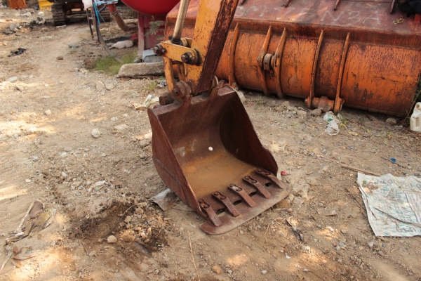 ขายแบคโฮ MITSUBISHI PC30 4สูบ ตู้เก๋ง เดิมๆจากนอก สภาพ 85\%-90\% ราคา 235,000บาท ขายแบคโฮ MITSUBISHI PC30 4สูบ ตู้เก๋ง เดิมๆจากนอก สภาพ 85\%-90\% ราคา 235,000บาท