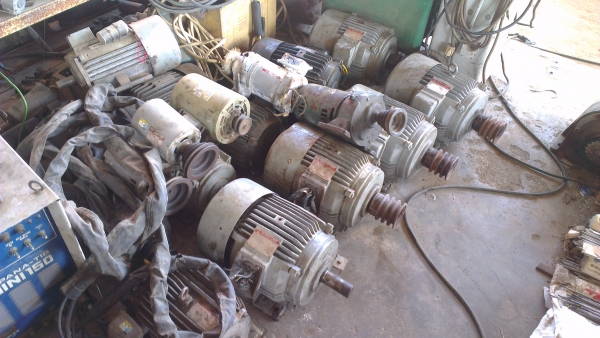 Sell> มอเตอร์/มอเตอร์เกียร์มือสอง หลายขนาด มีทั้งไฟ 380V. และไฟบ้าน 220V. กำแพงแสน นครปฐมครับ