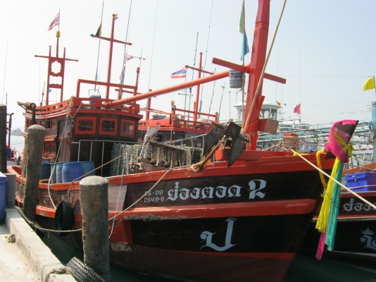 ขายเรือประมงสองลำ(เรือลอบปู)
