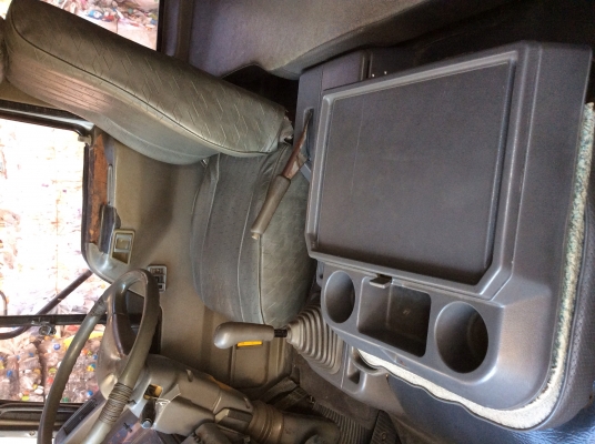 ขายด่วน ปี44 HINO FF1J 210แรง ยาว7.20 เครื่องแน่น คัชซีสวยยางดีแอร์เย็นกะบะพื้นเรียบ ขายด่วน ปี44 HINO FF1J 210แรง ยาว7.20 เครื่องแน่น คัชซีสวยยางดีแอร์เย็นกะบะพื้นเรียบ