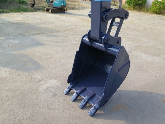 รถขุด แบคโฮล HITACHI - EX40u มือสอง นำเข้าจากญี่ปุ่น ทำสีใหม่แล้ว