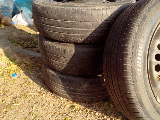 ขายเหมา ยางพร้อมกะทะขอบ14 สองชุด 15สองชุด ยางปี12สวยๆ แยกก็ขาย