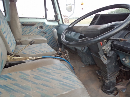 ขาย495000บาท รถเทเลอร์10ล้อครื่อง165แรงพร้อมเครน3ตัน พร้อมใช้