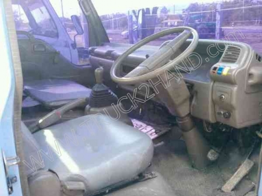 รถบรรทุก 6 ล้อ ยี่ห้อ ISUZU รุ่น NPR 120 แรงม้า รถบรรทุก 6 ล้อ ยี่ห้อ ISUZU รุ่น NPR 120 แรงม้า