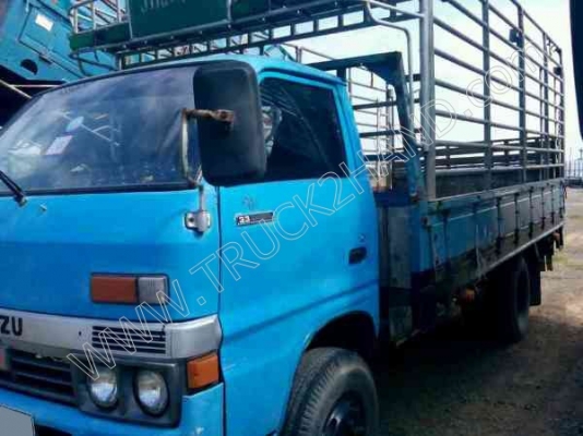 รถบรรทุก 6 ล้อ ยี่ห้อ ISUZU 100 แรงม้า รถบรรทุก 6 ล้อ ยี่ห้อ ISUZU 100 แรงม้า