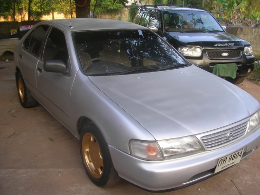 ขายนิสสัน  EX Saloon เดรื่องหัวฉีด ปี39 แอร์เย็น พวงมาลัยเพาเวอร์ กระจกไฟฟ้า เซ็นทันล็อค