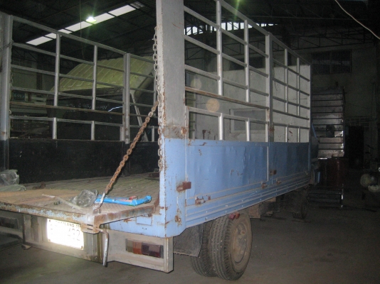 ขายรถบรรทุก 6ล้อKS110 แรง เครื่อง4BD1สภาพพร้อมใช้งานพื้นเหล็กคอกเหล็ก ยาง 750พึงเปลี่ยนใหม่บรรทุกข้าวโพด 10 ตันสบายเครื่องดีใช้ได้จนลืม ขายเพราะไม่มีคนขับ ติดต่อคุณเอ๋   089-9455306