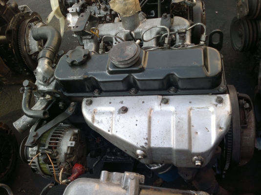 เครื่อง NISSAN TD27 ฝาดำ สวยๆ เครื่อง NISSAN TD27 ฝาดำ สวยๆ