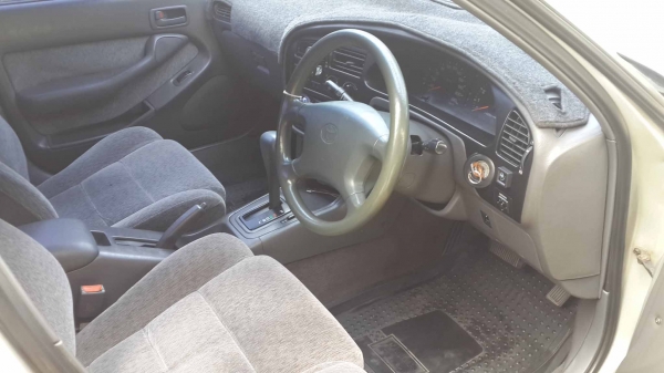 ขาย Toyota camry 2.2 Gli.ตัวท็อป สภาพสวยพร้อมใช้งาน ติดแก็ส Lpg ระบบหัวฉีดแล้วครับ