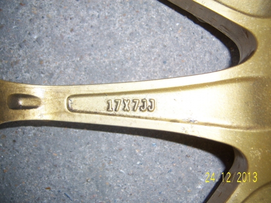 แม็ก17กว้าง7พร้อมยาง 1ชุด