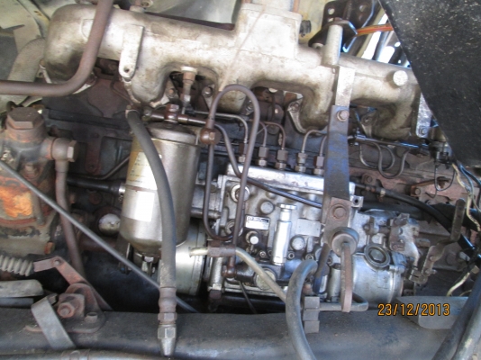 นิสสันCW41M-10ล้อดั้ม2เพลาเครื่อง260โบว์- นิสสันCW41M-10ล้อดั้ม2เพลาเครื่อง260โบว์-