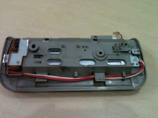 ขายไฟเก๋งรถยนต์ เป็นนีออนมือสอง