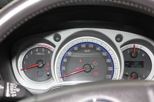 MU-7 SUPER PLATINUM ปี 2010 รถสวย ต่อรองได้ครับ