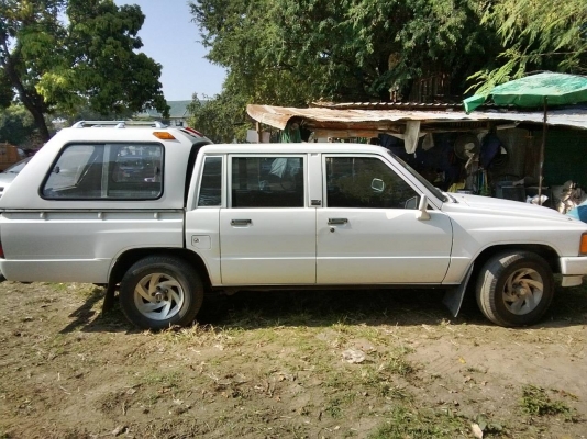 ขาย toyota hilux hero 4ประตู