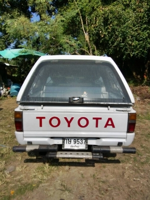 ขาย toyota hilux hero 4ประตู