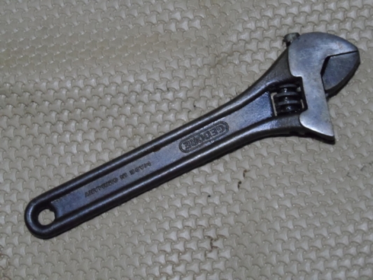 ประแจเลื่อนGEDORE 6" เยอรมัน